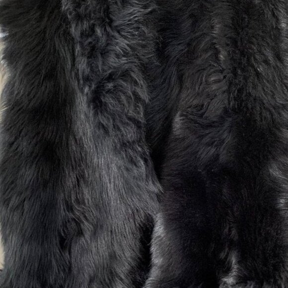 Reversible VINCE Shearling Fur Leather Vest - Picture 7 of 11